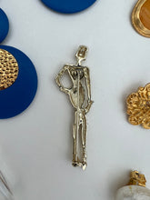 Load image into Gallery viewer, Vintage 80s Fashion Girl Pin - Fashion is my passion! Strike a pose! Lets vogue!!