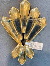 Load image into Gallery viewer, Huge Saks Fifth Ave NYC Vintage Brooch, Matte Goldtone Unisex Lapel Pin