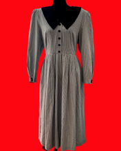 Load image into Gallery viewer, 80s Vintage Black and White Checked Holiday Dress with Black Velvet Sweetheart Collar